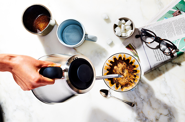 「OXO智能輔助」幫你掌握手沖咖啡的三角關係，找尋專屬於你的完美滋味！