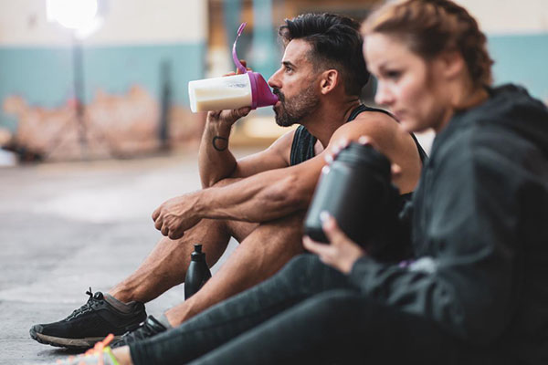 健身增肌要吃蛋白質，但是要吃多少才算夠？