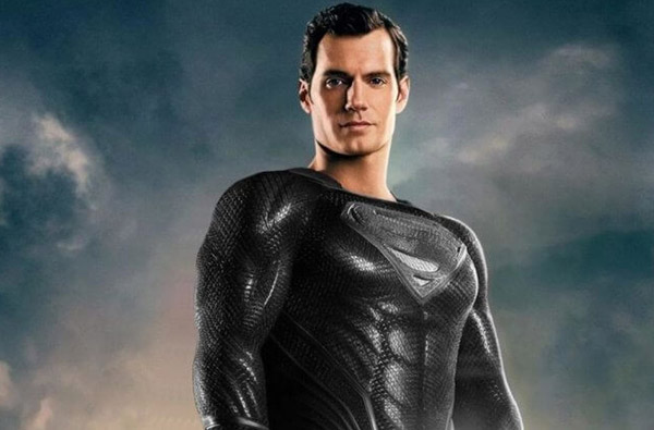 超人復活後更帥！《正義聯盟》公開未曝光片段，超人的「黑色制服」首曝光！