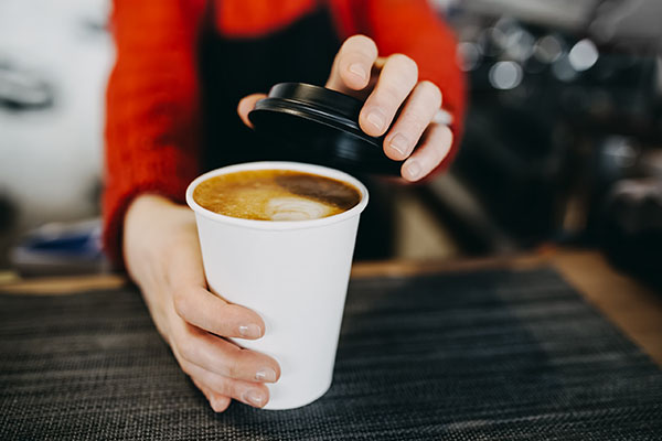 「這個時間」喝咖啡，讓你提神醒腦、工作效率加倍不失眠