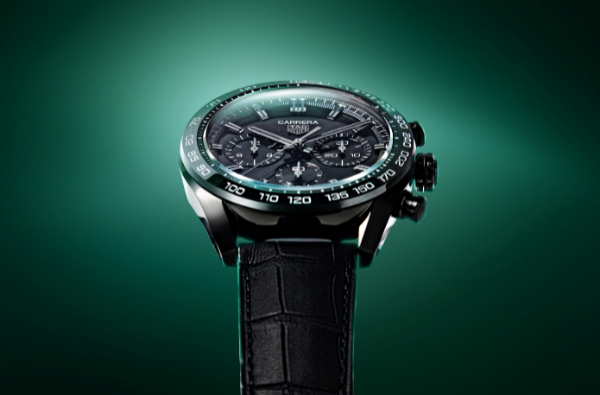 TAG Heuer日本限定 Carrera H02 限量計時腕錶，獨家配色更添傳奇風采！