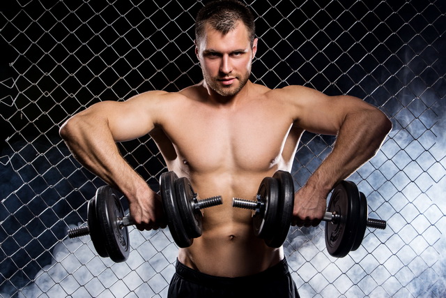 4大肩部重量訓練動作，打造男人都該有的強壯可靠肩膀