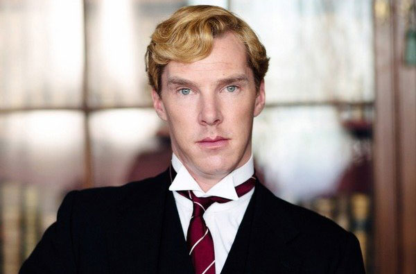 班奈狄克康柏拜區 Benedict Cumberbatch 訂婚了 ，超完美英倫型男穿搭大回顧！