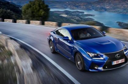 重溫大排量引擎的美好 Lexus Rc F 挑戰極速測試影片曝光 5 0l V8 Na 依然很帶勁 Manfashion這樣變型男