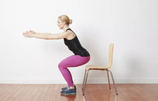 久坐辦公室腰酸背痛?5種辦公室健身動作,讓你忙裡偷閒身體好