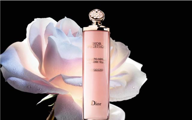 看起來有老態問題在眼周?5款眼霜推薦,讓你戴口罩也能靠雙眼電人!