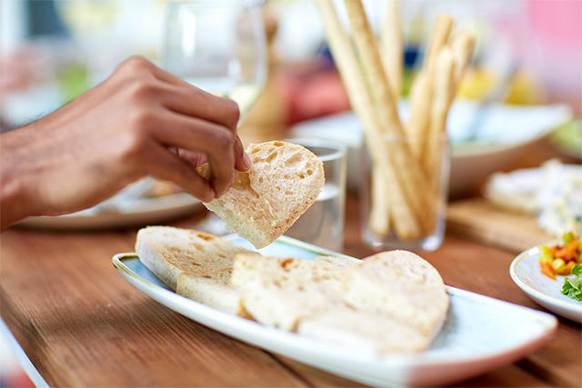 馬拉松選手都在用的「肝醣超補法」是什麼?攝取碳水化合物就能致勝?