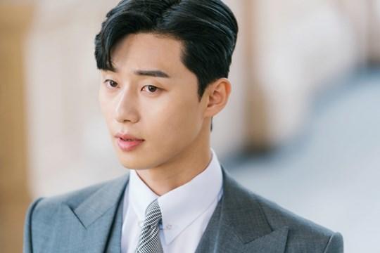 剛分手,還放不下前任與舊情甚至盼望復合,該如何走出情傷?