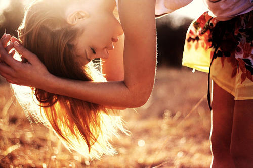 聽完絕對爆哭 3首遠距離戀愛歌單唱進你心坎 Manfashion這樣變型男 聽完絕對爆哭 3首遠距離戀愛歌單唱進你心坎 Manfashion這樣變型男