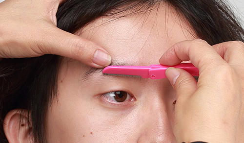 眉毛決定男人的顏值 圖解修眉５步驟讓你輕鬆提升好感度 Page 2 Manfashion這樣變型男